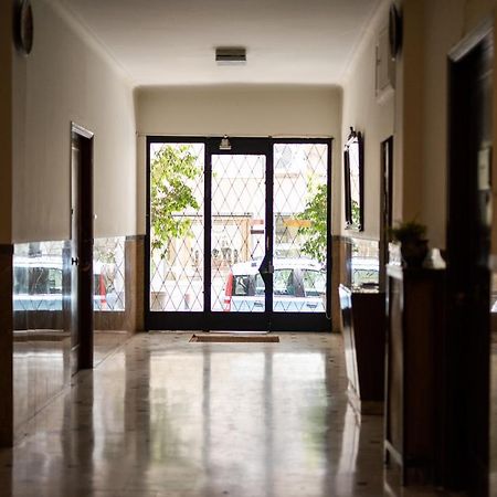 Two Bedroom Apt In Syntagma - Ermou Area Ateny Zewnętrze zdjęcie