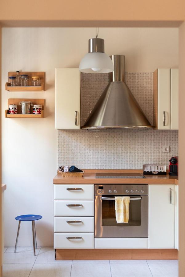 Two Bedroom Apt In Syntagma - Ermou Area Ateny Zewnętrze zdjęcie